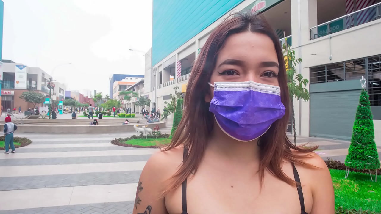 ဗင်နီဇွဲလားမှ ရွှေ့ပြောင်းနေထိုင်သူသည် ပီရူးနိုင်ငံသို့ မကြာသေးမီက ရောက်ရှိလာပြီး တက္ကစီယာဉ်မောင်းကို ရိုက်နှက်ဆုံးမခဲ့သည်။